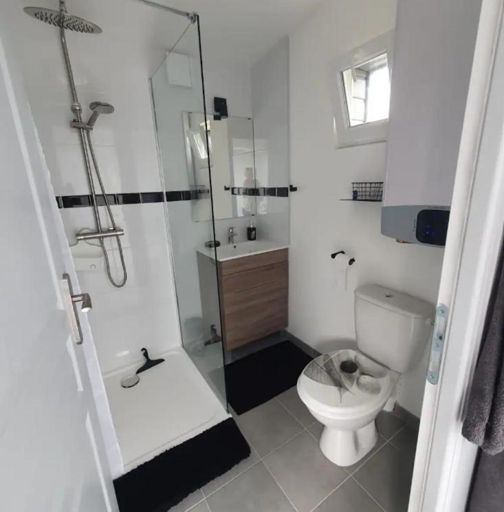 Reux Cottage De La Mare Aux Chevres מראה חיצוני תמונה